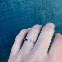 Sleek Grooved Vintage Platinum Band