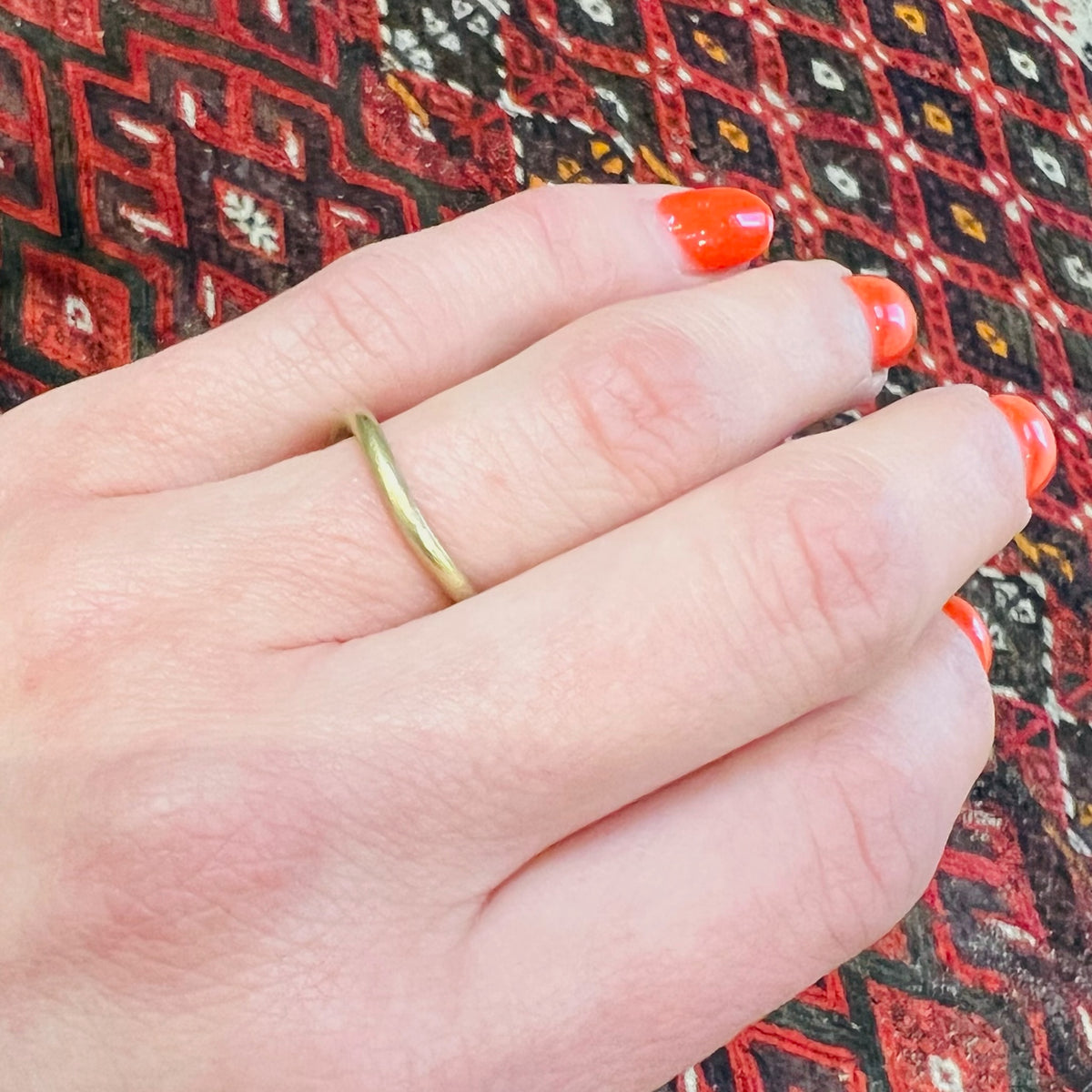 West German Curved Green 18k Gold Band