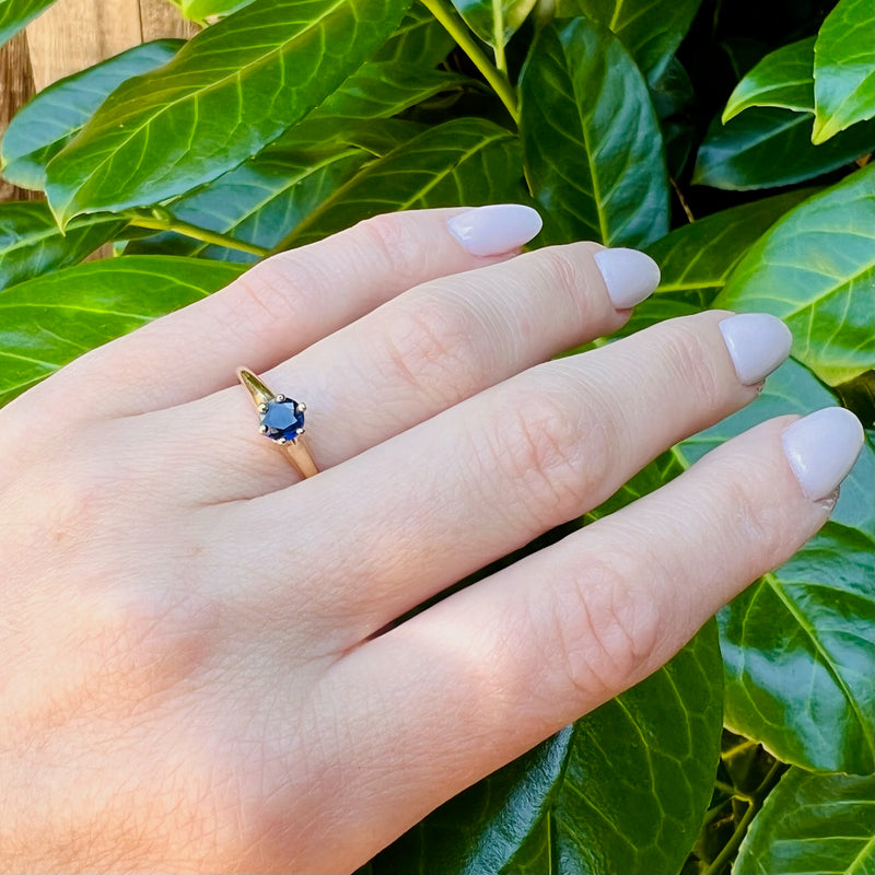 Rich Blue Sapphire Solitaire c1890