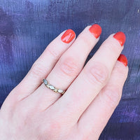 Curved Floral Two Tone Vintage Band