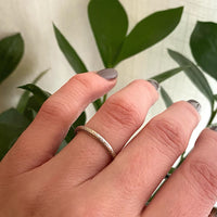 Mellow Wave Geometric Design White Gold Band