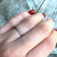 Forget Me Not Deco Band with Engraving