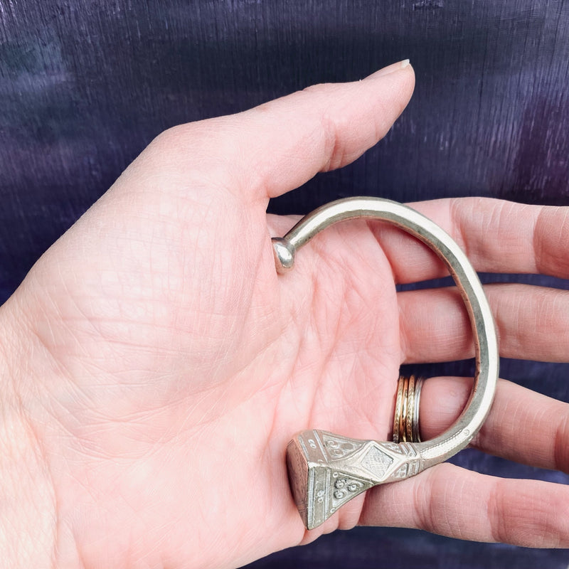Antique Ear Plug in Engraved White Metal