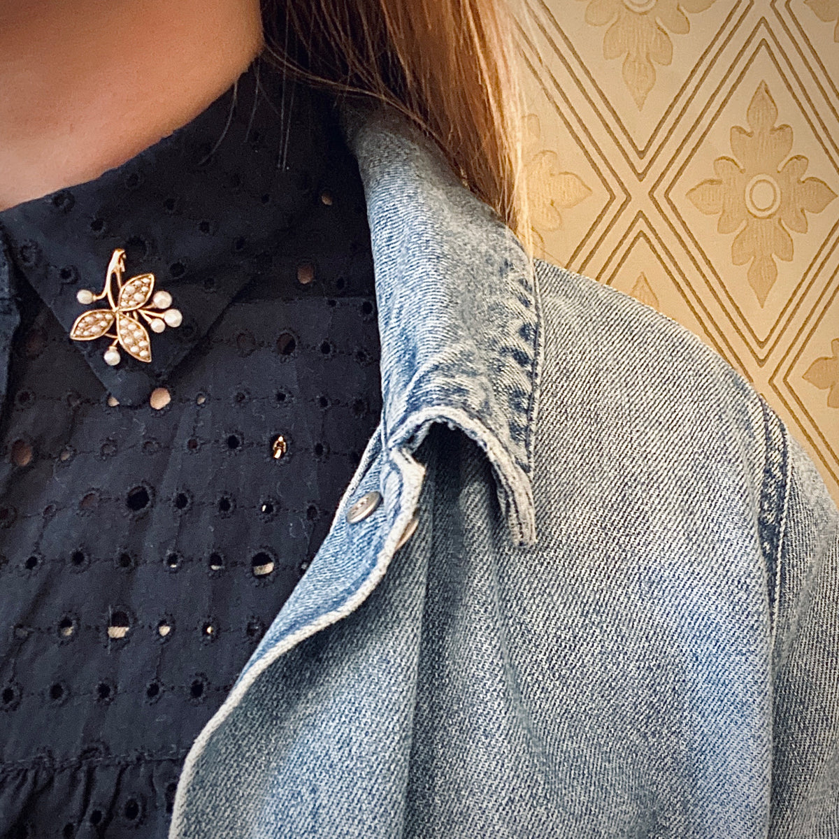 Leaves of Three Brooch in Gold and Pearls