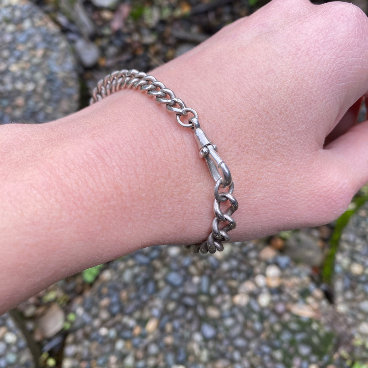Slinky English Silver Graduated Curb Bracelet