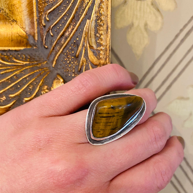 Brilliant Tigers Eye Statement Ring in Silver