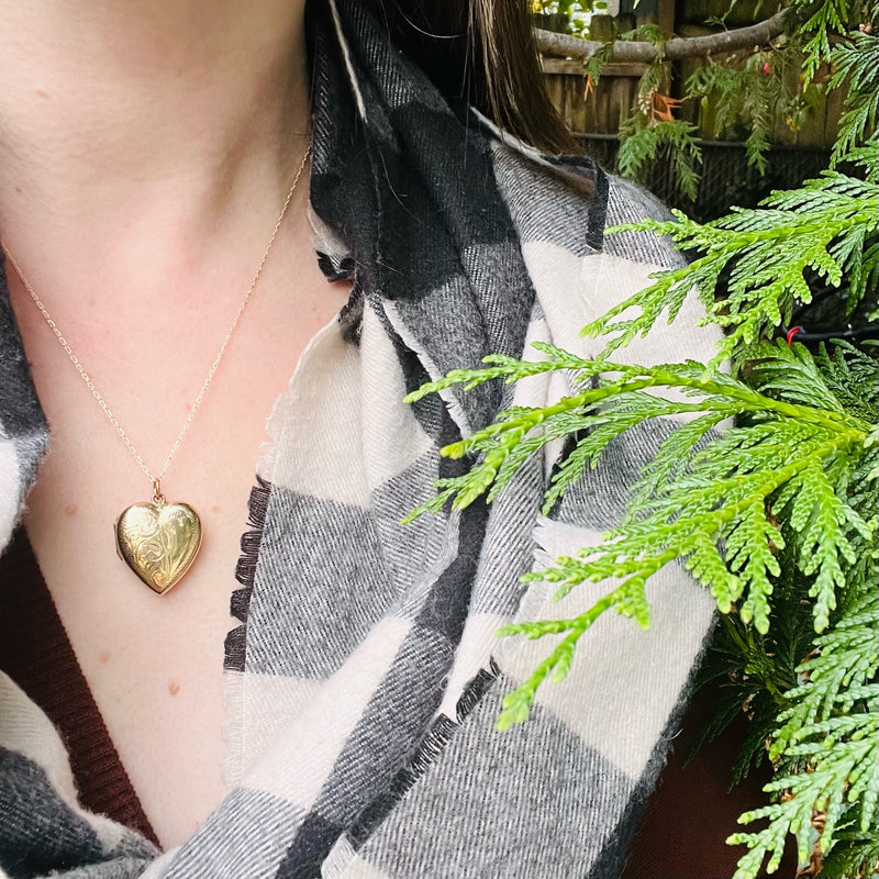 Edwardian "9ct Backs & Fronts" Heart Locket