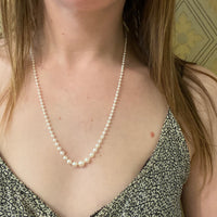 1950s Princess Length Graduated Pearl Necklace