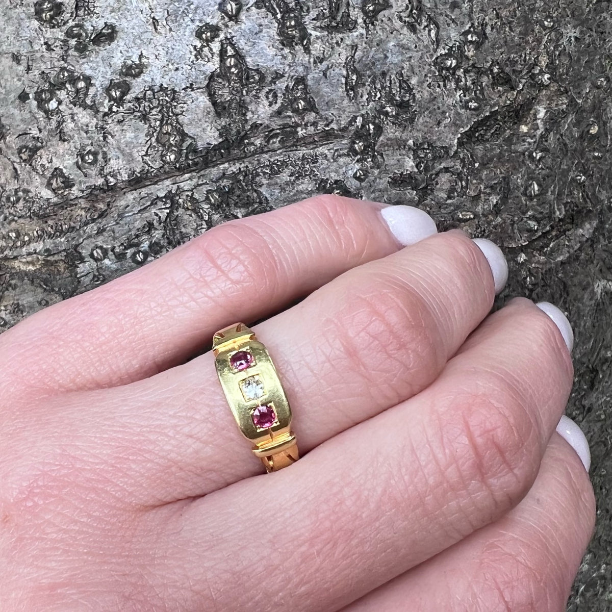 Smart Victorian 18ct Band with Diamond & Ruby