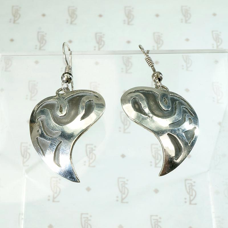 Sweet Heart Silver Shadow Box Earrings