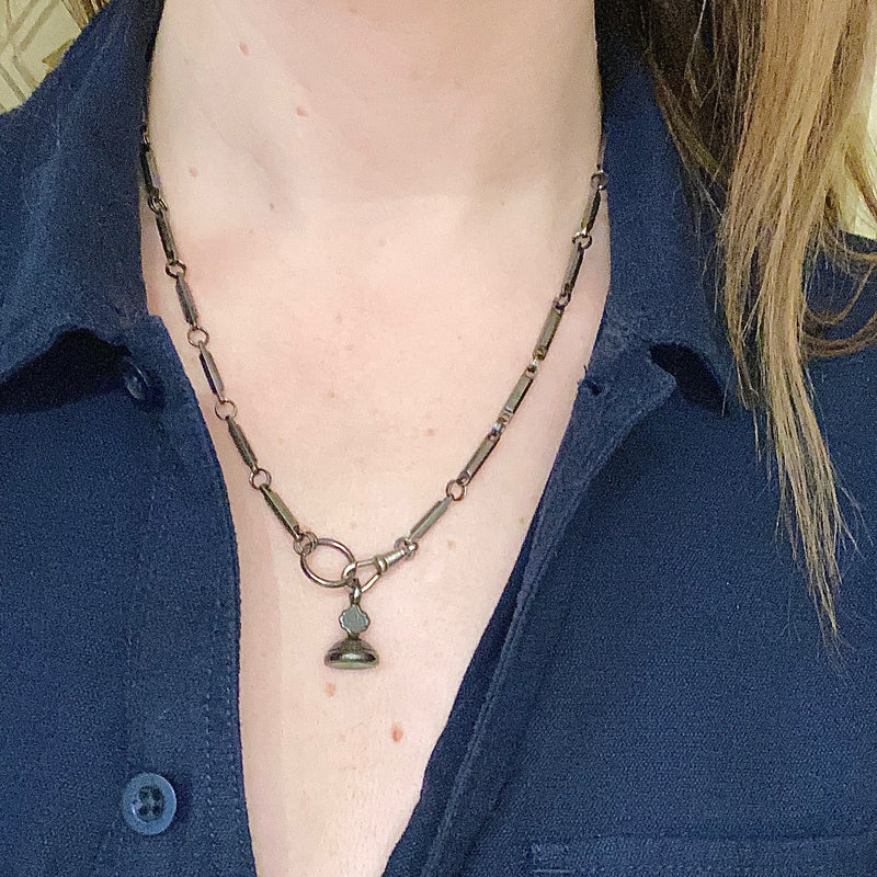 Edgy Chain with Faceted Gunmetal Links