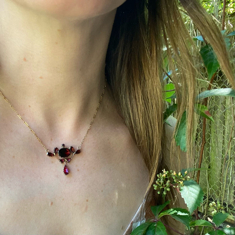 Exquisite Georgian Garnet & Gold Necklace