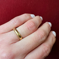 Curvy Half Round Gold Wedding Band