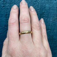 Glowing Half Round Band with Stepped Edges