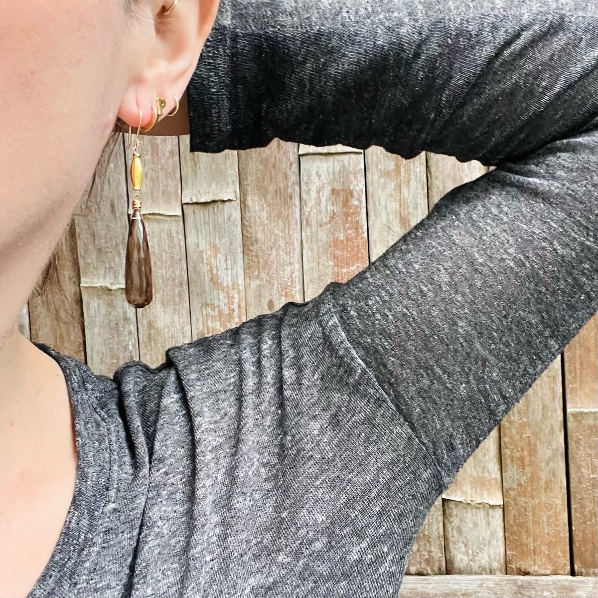 Glittering Smoky Quartz & 18K Gold Earrings by brunet