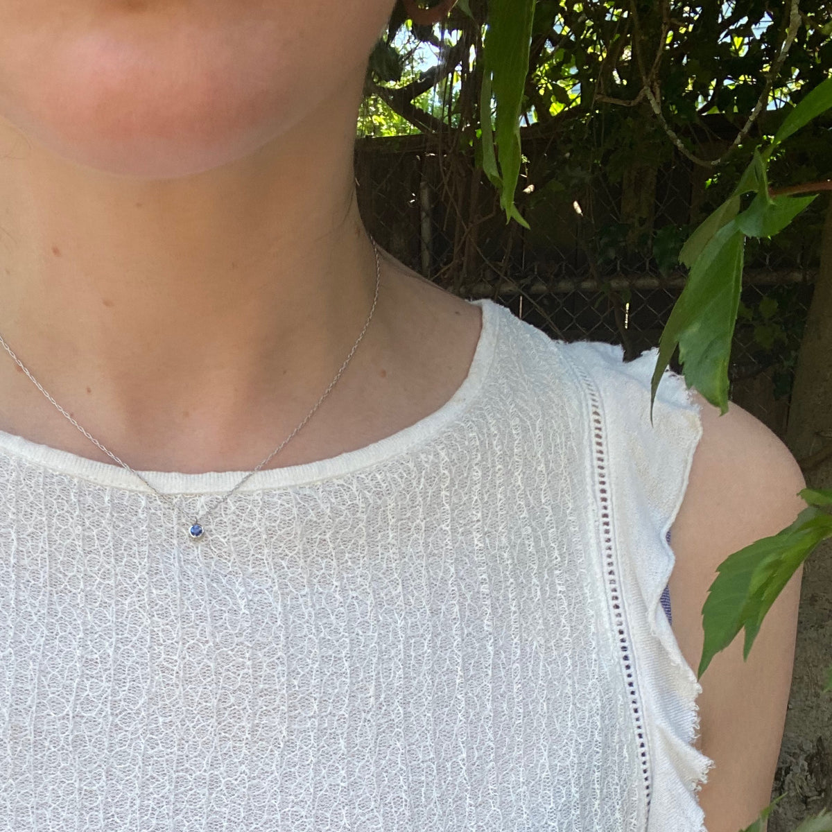 Montana Sapphire and Recycled White Gold necklace