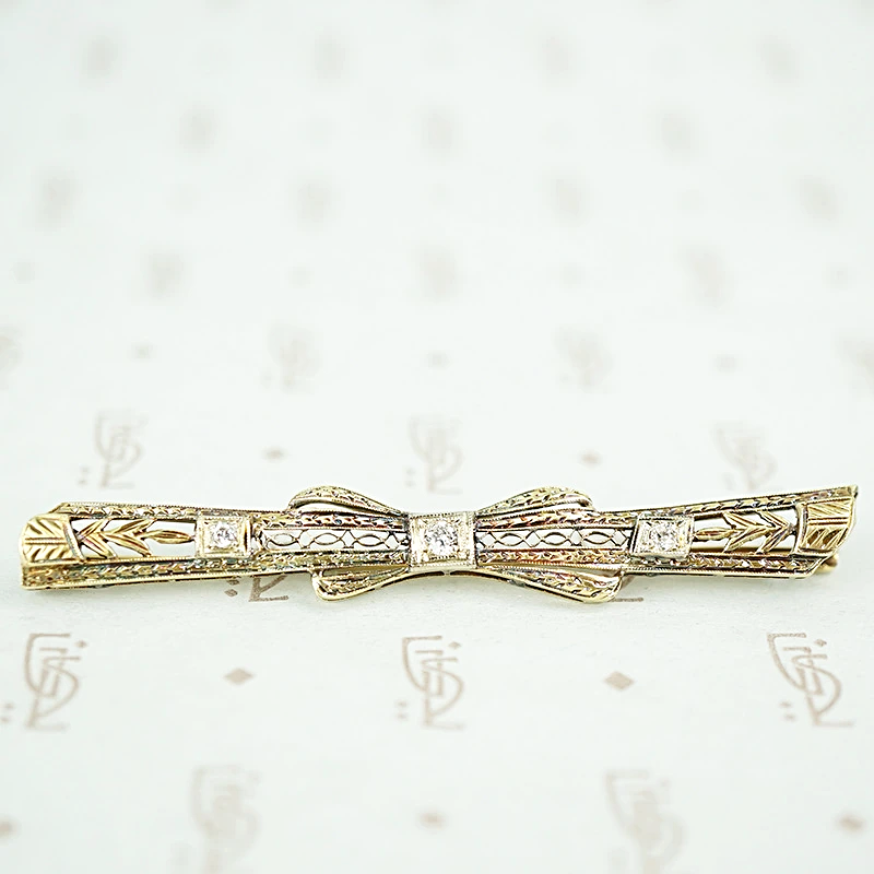 Art Deco Filigree Bow & Arrow Bar Pin