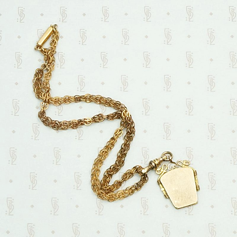 Gorgeous Vintage Chain with Detachable Locket