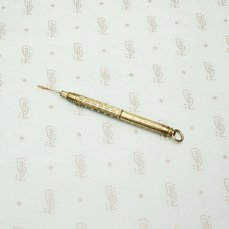 Victorian Retractible Toothpick Pendant