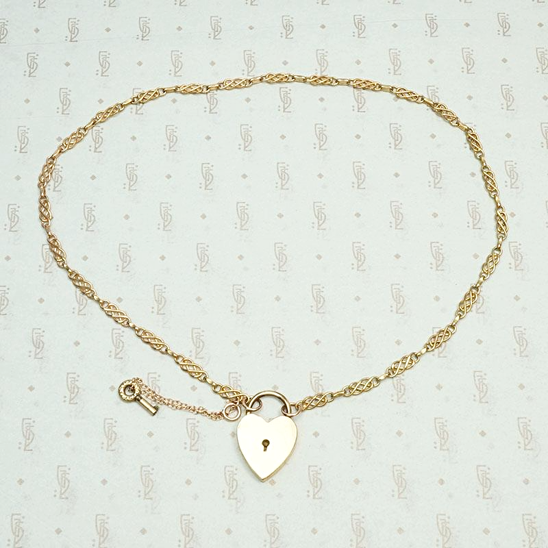 Sweet Rosy Love Knot & Heart Lock Necklace