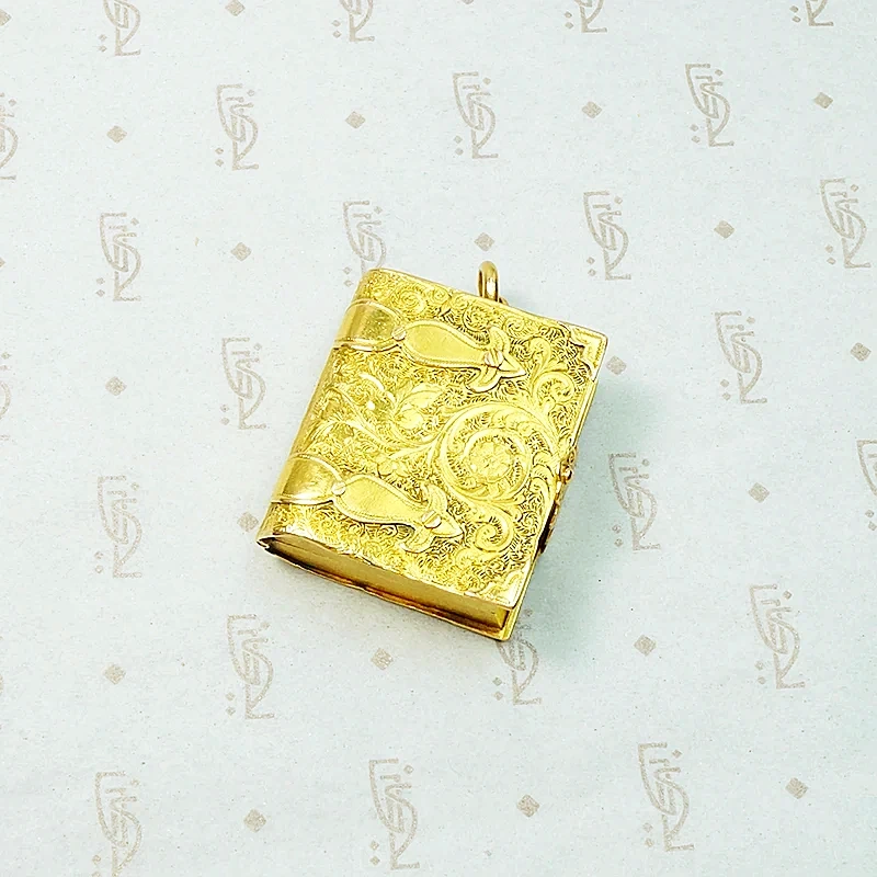 Finest French Book Locket in Engraved 18K Gold