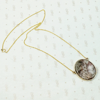 Elegant Georgian Pendant with Pink & White Agate