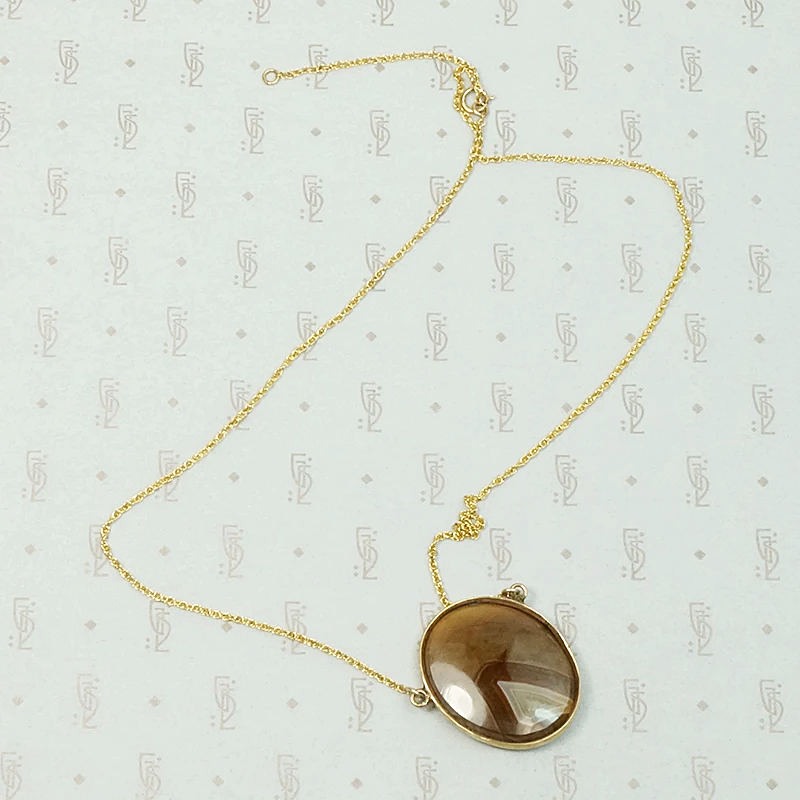 Piquant Earth Tone Georgian Agate Pendant