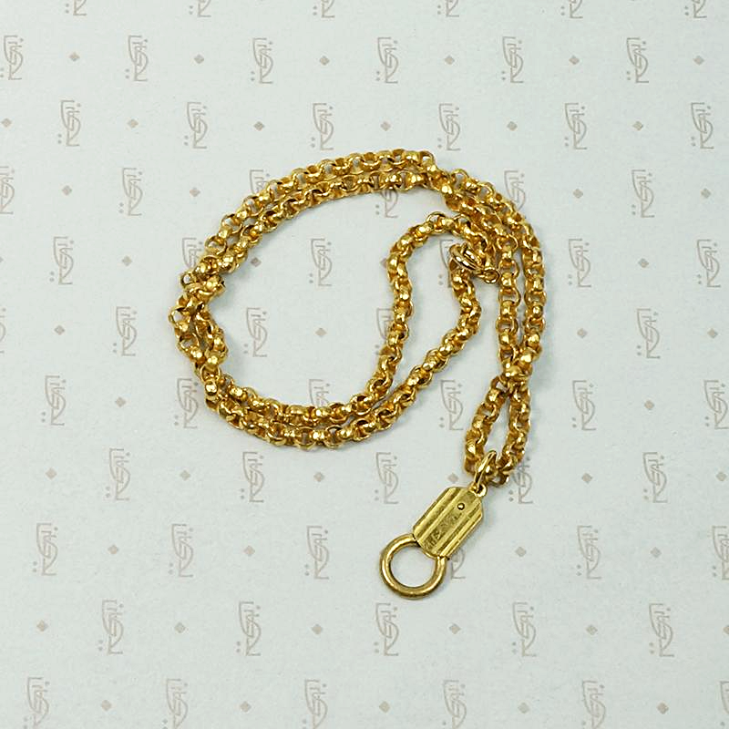 Rolling Link Chain with Unusual Charm Holder