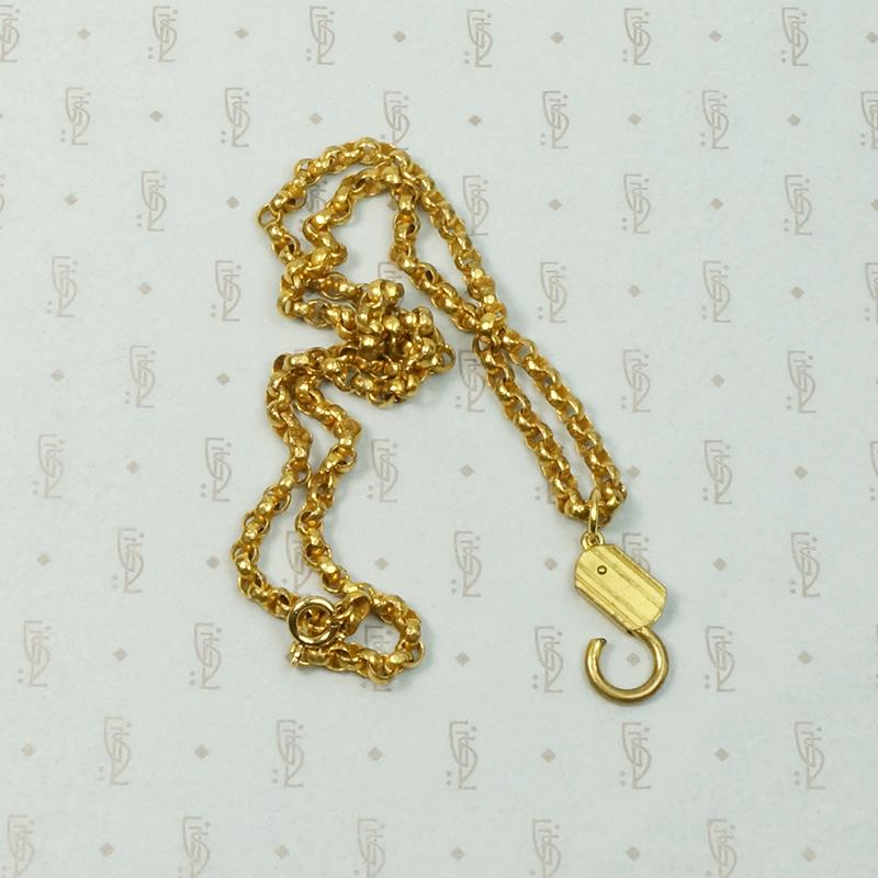 Rolling Link Chain with Unusual Charm Holder
