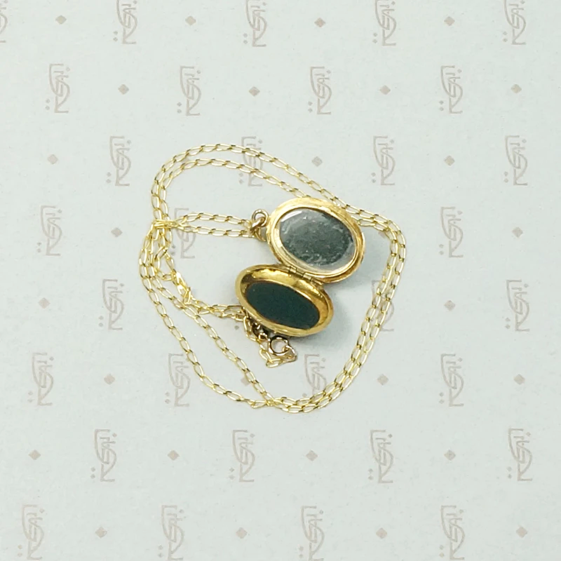 French Double-Sided Bloodstone Locket in 18k