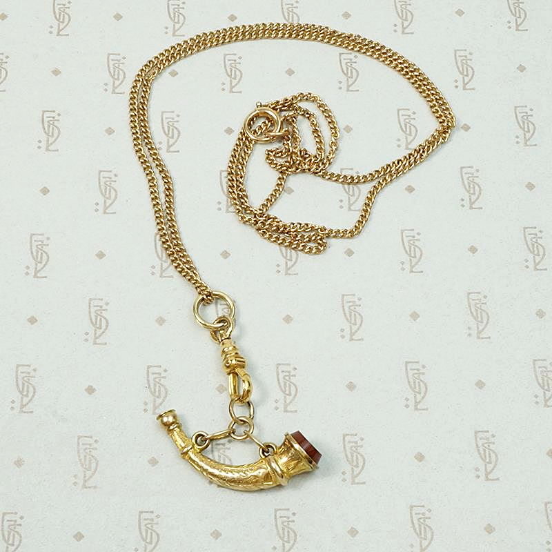 19th Century British Powder Horn Fob in Gold & Carnelian