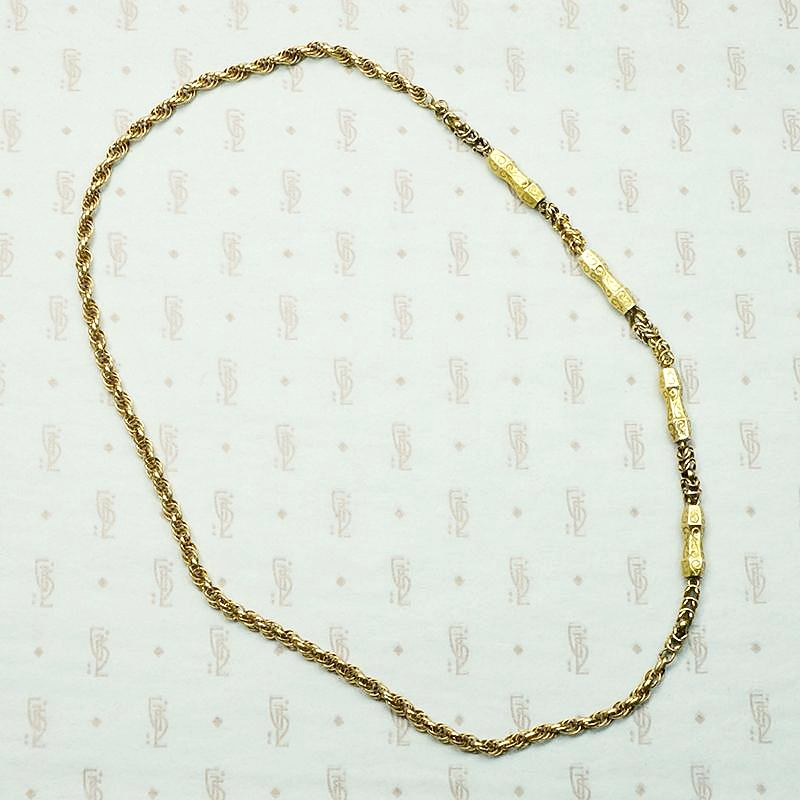 Gorgeous Gold Chain with Delightful Details