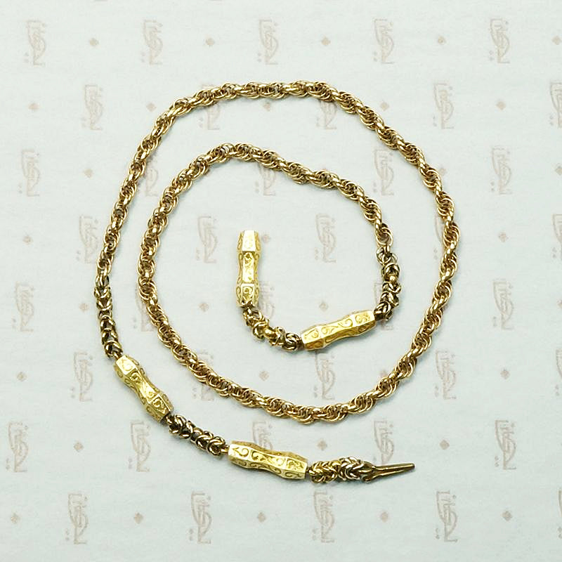 Gorgeous Gold Chain with Delightful Details