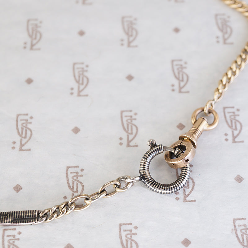 Niello and Gold Swivel and Bolt Chain