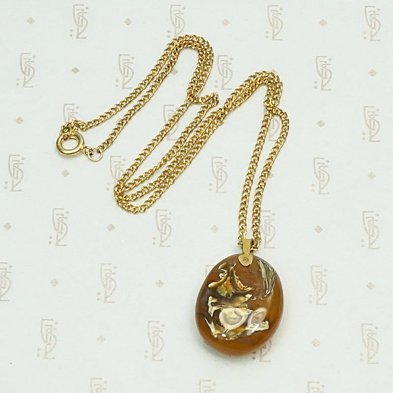 Rich Earth Toned Vintage Agate Pendant