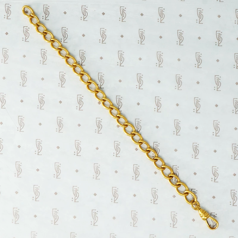 gf twisted curb hook bracelet