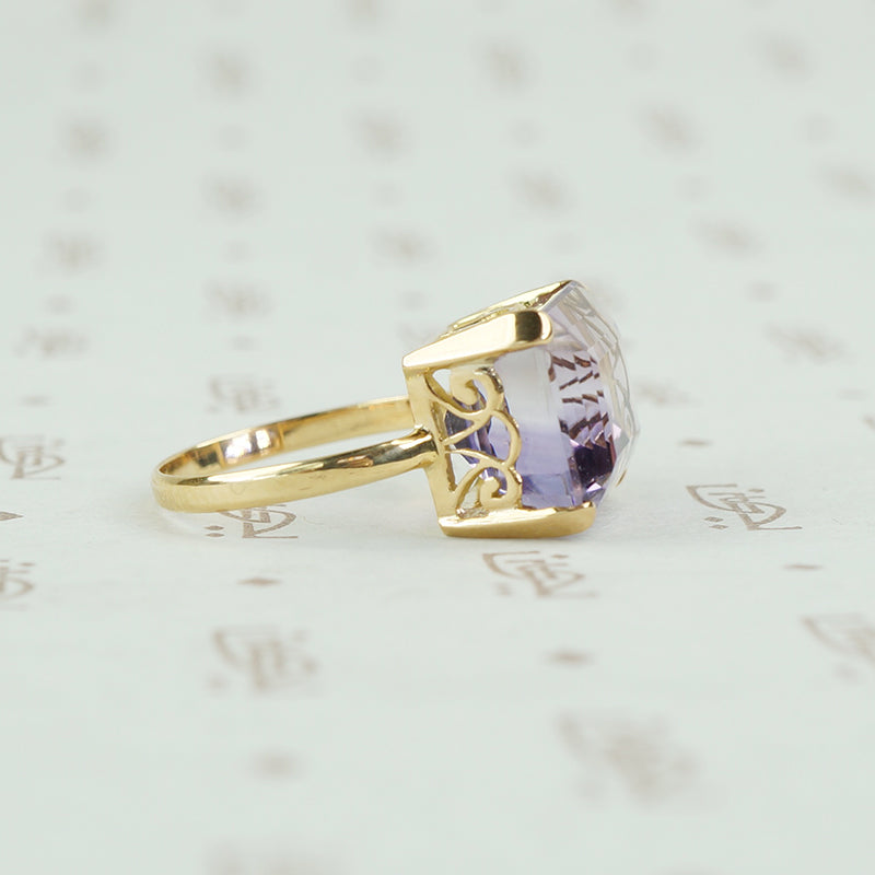 side view vintage amethyst ring