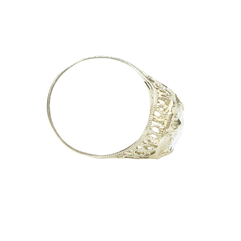 Vintage Aquamarine White Gold Filigree Ring
