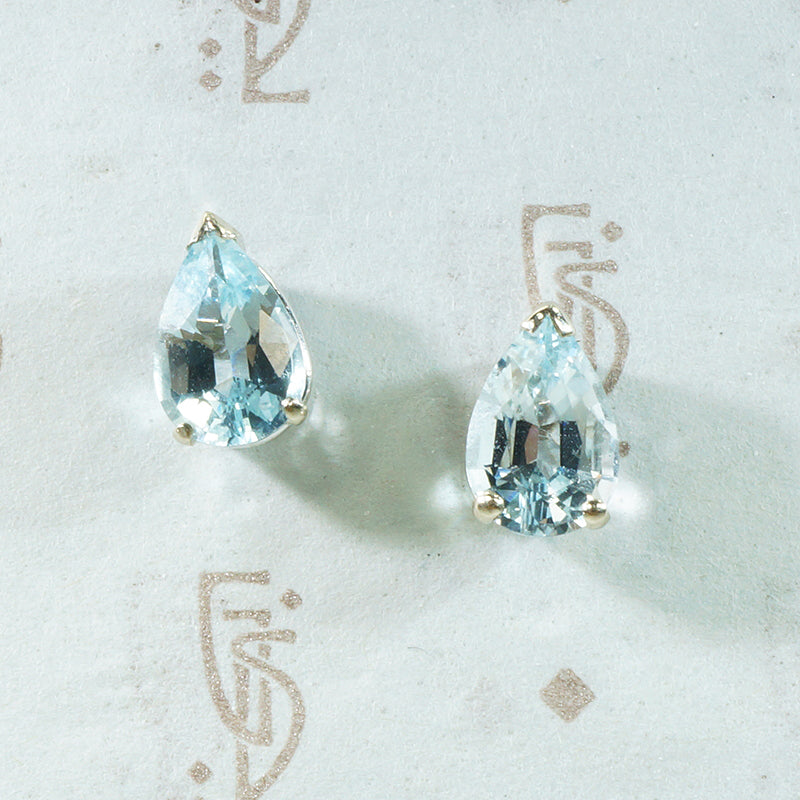 Gorgeous Aquamarine Stud Earrings
