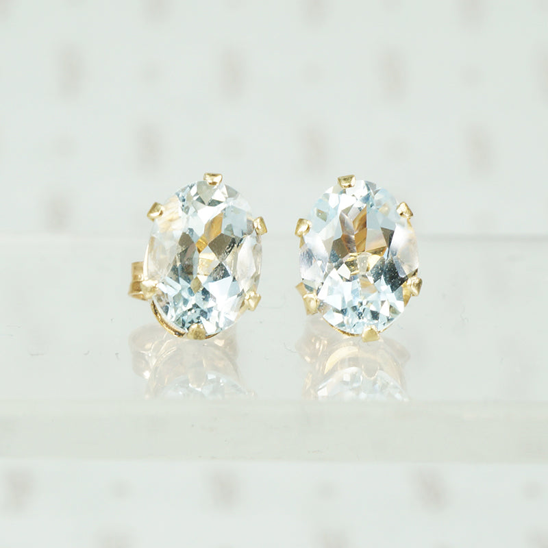 oval aquamarines in 14k gold studs