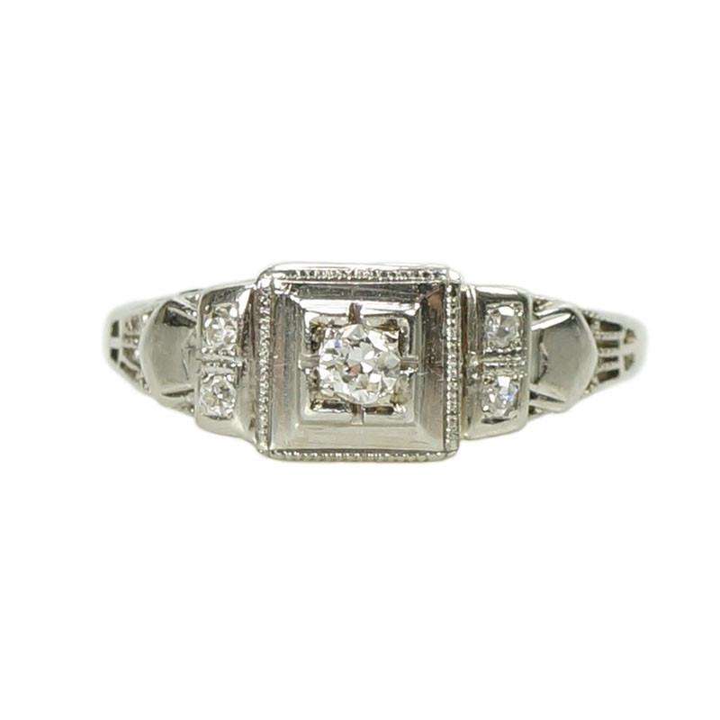 Vintage Art Deo Diamond Engagement Ring