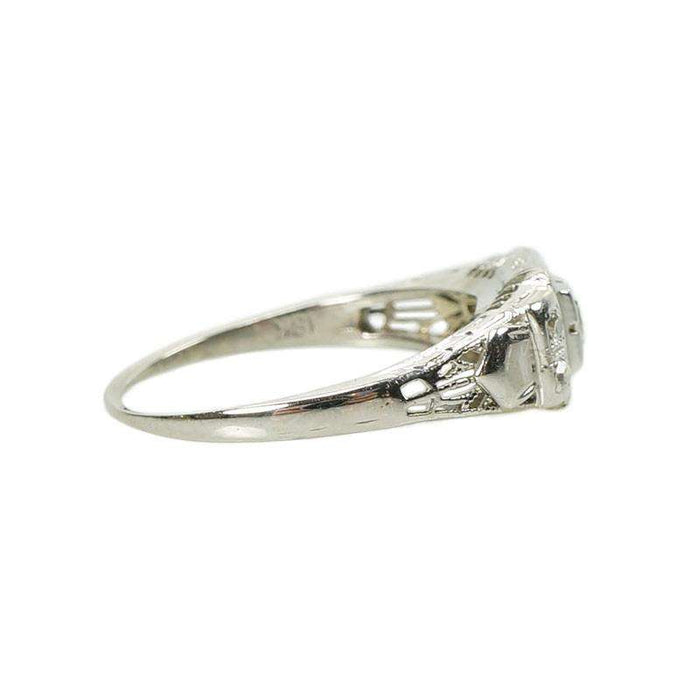 Vintage Art Deo Diamond Engagement Ring