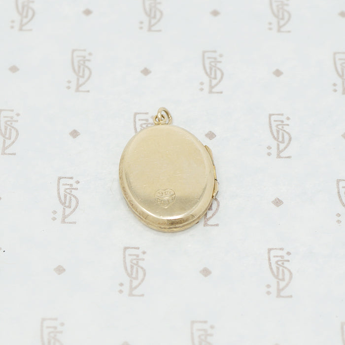 oval 9ct Atomic oval locket back view