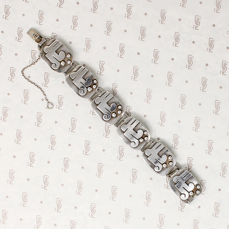 Collectable Taxco Sterling Bracelet Signed Victoria