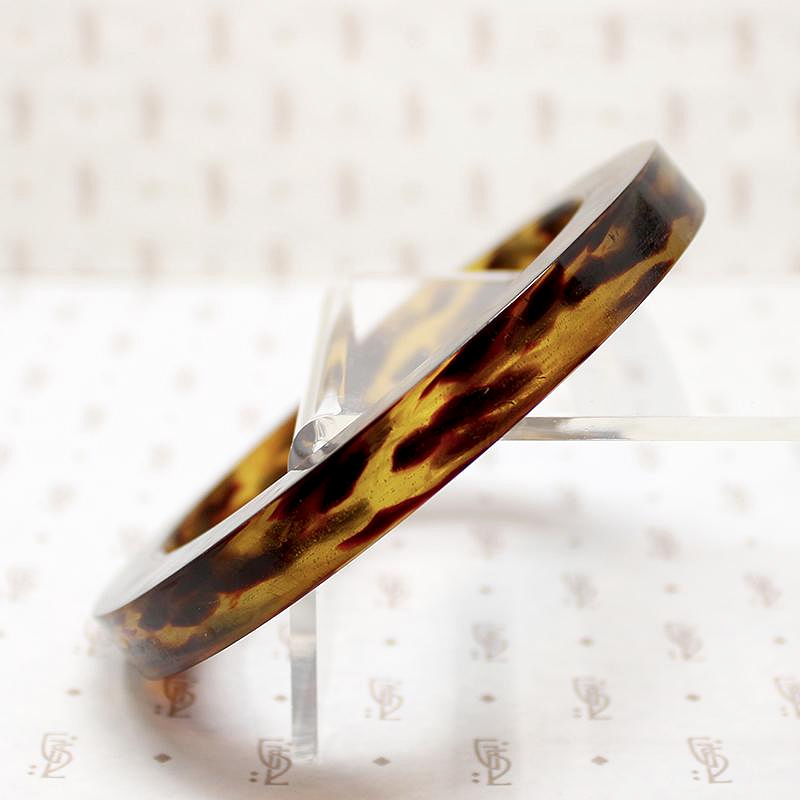 chunky art moderne celluloid bangle bracelet