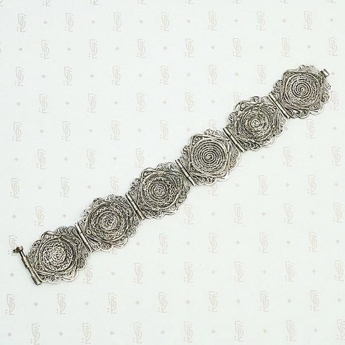 Handmade Egyptian Silver Filigree Panel Bracelet, back view.