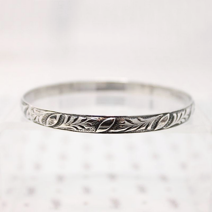 Danecraft Acorn & Oak Sterling Silver Bangle