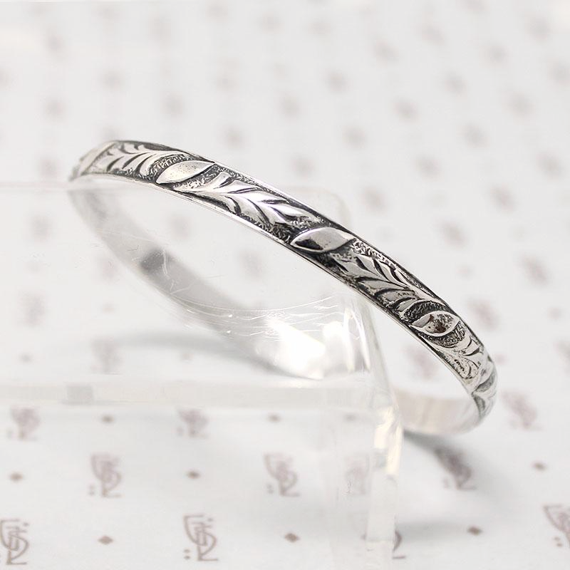 Danecraft Acorn & Oak Sterling Silver Bangle
