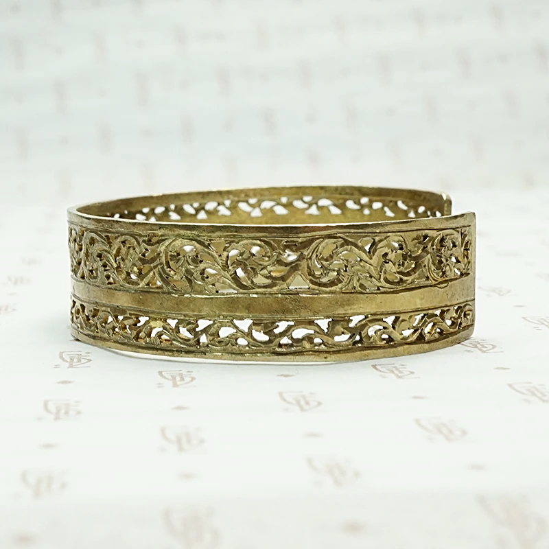 Moroccan Silver Gilt Filigree Cuff with Lightning Bolt. Side view.