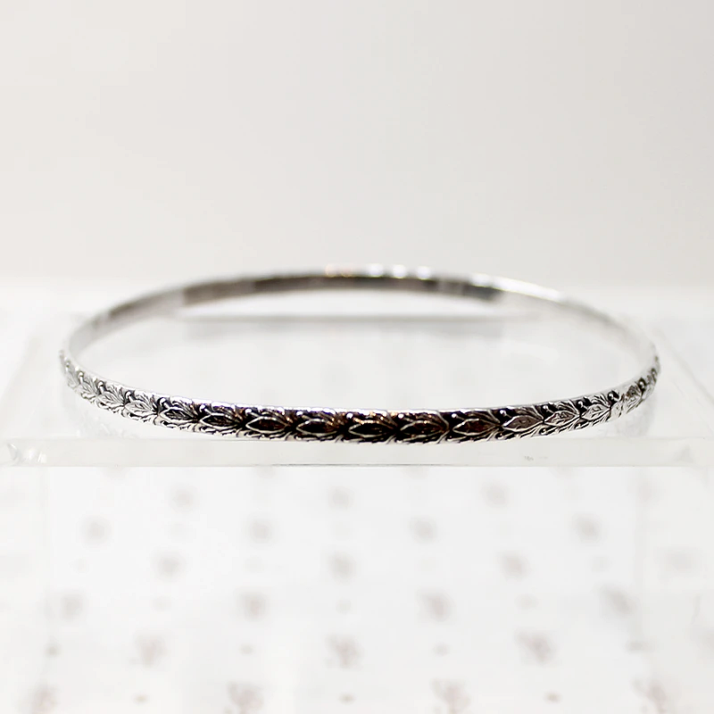 Vintage Sterling Silver Bangle with Engraved Leaves